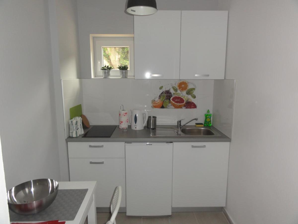 Apartmani Lara Gradac  Exterior foto